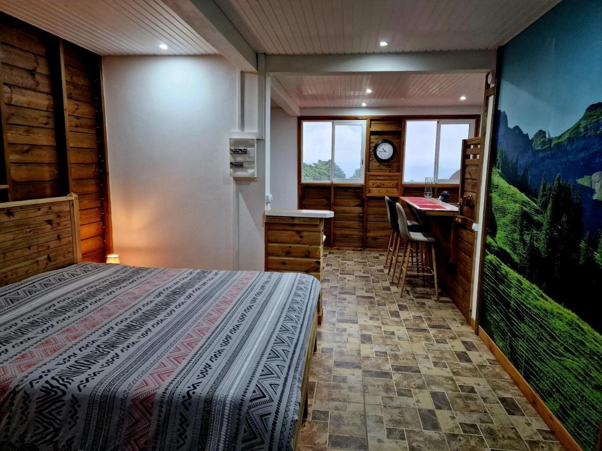 Hillview Studio Daire La Trinité Dış mekan fotoğraf